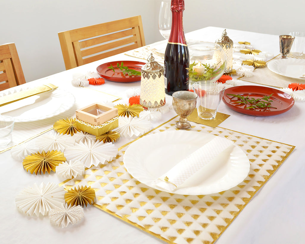 PLACE MAT手漉き三角 × 金  お正月テーブルイメージ