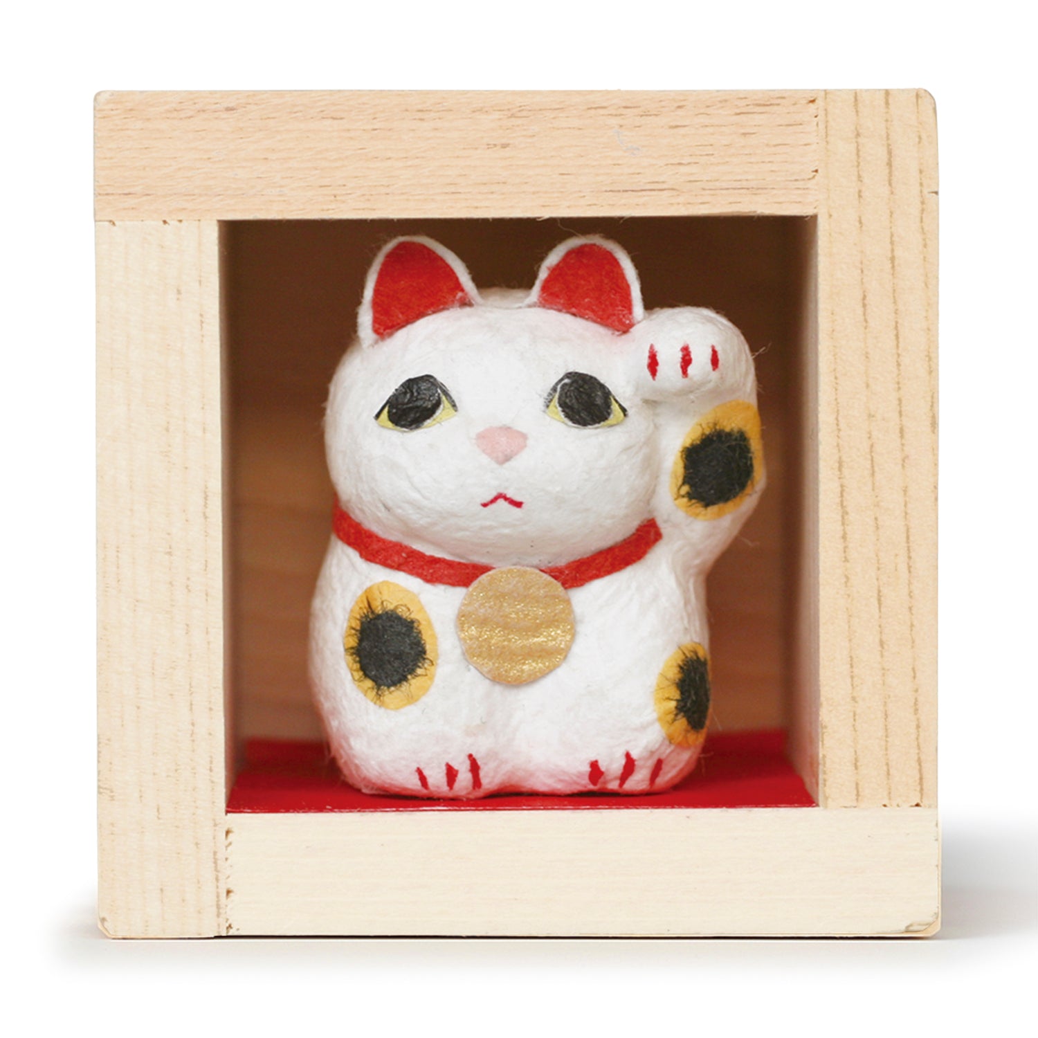 素敵でユニークな 招福 三福豆人形 猫 めでたい柄がたくさん詰まった招き猫がにんまり ホッコリ福を招きます  